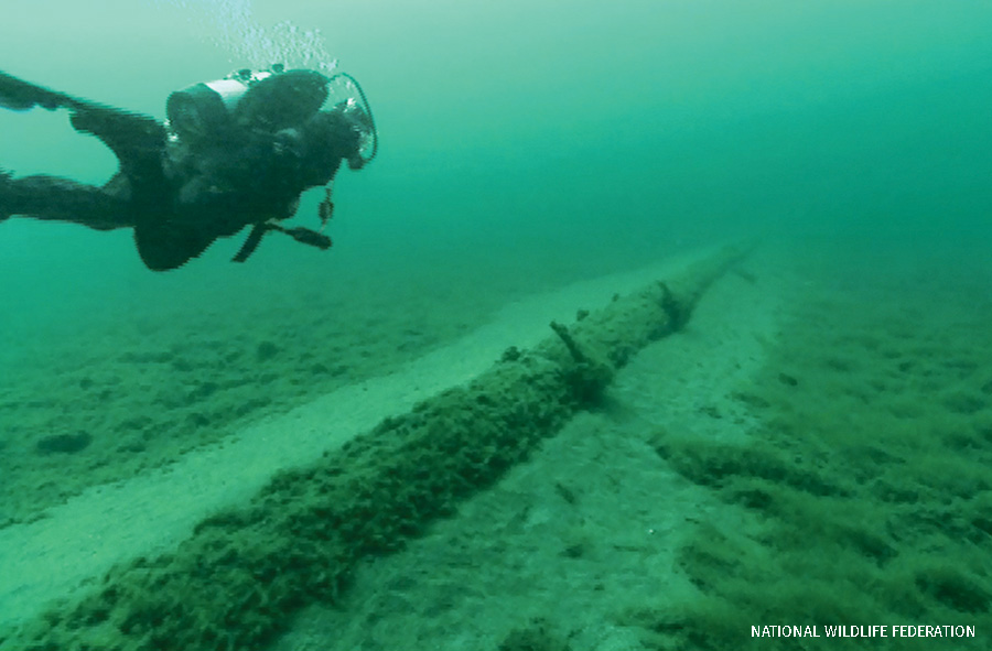 Diver inspecting Enbridge Line 5