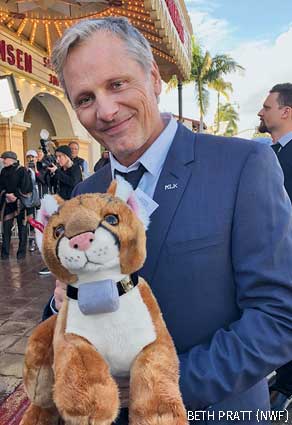 Viggo Mortensen with P-22 stuffed toy